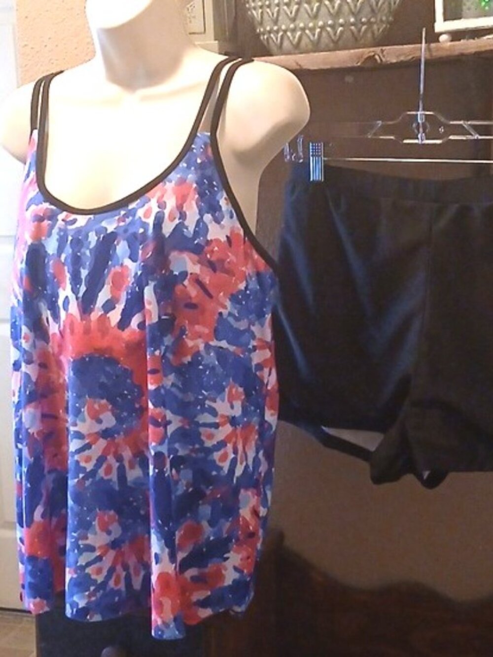 Women's Tankini Tie-dyed Top with Solid Color Swim Shorts Size 2XL NWOT